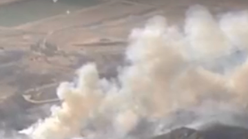 Las llamas fueron reportadas por primera vez en la cuadra 34000 de Rawson Road.