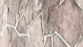 Berta Segura muestra la toma cancelada por la CFE.