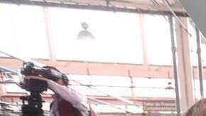 El presidente del INE, Lorenzo Córdova, durante la impresión de las boletas electorales.