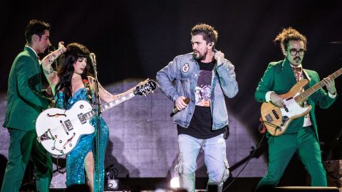 Mon Laferte y Juanes en Los Ángeles.