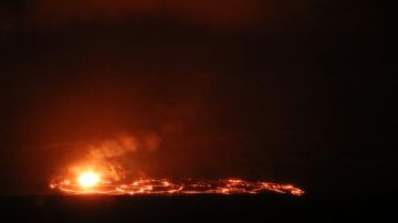 El lago de lava del volcán Kilauea se desbordó el 24 de abril.