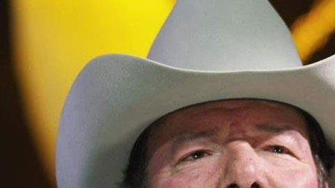 Lalo Mora