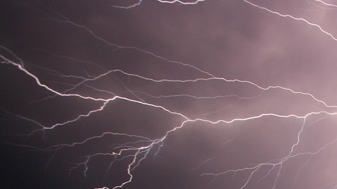 lightning-1056419_1280