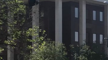 En mayo de este año, los trabajadores de servicio de UC hicieron huelga reclamando sus derechos.