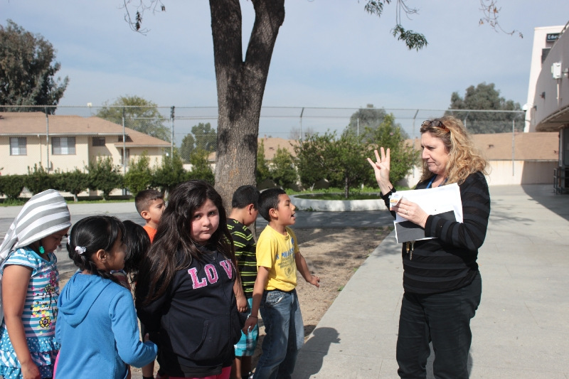 En la única escuela para sordos de L.A. los padres piden algo obvio