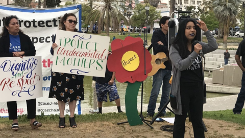 El grupo pedía la protección de las madres inmigrantes.