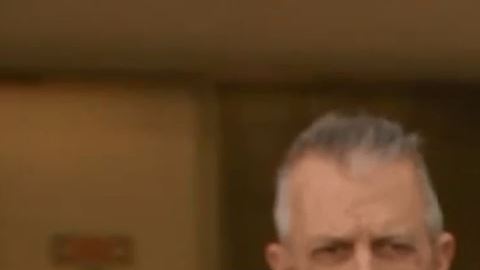 "Mike" Spence, de 51 años, en una rueda de prensa.