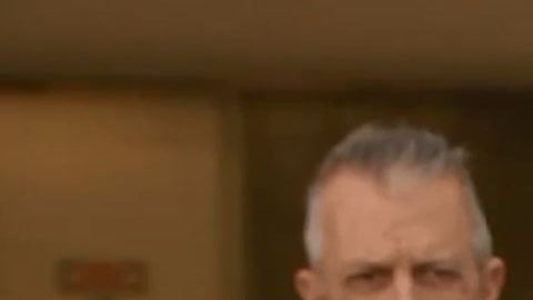 "Mike" Spence, de 51 años, en una rueda de prensa.