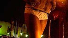 La prostituta reveló que cobra unos $400 por una hora de sexo.