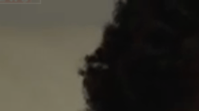 Este niños sufrió discriminación racial por parte de su profesora.