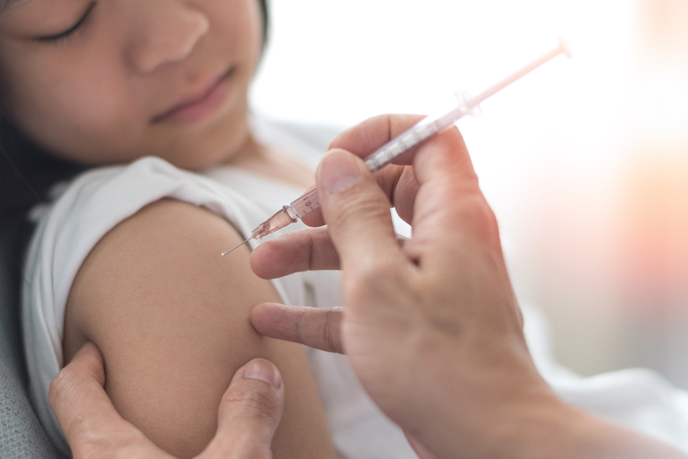 Todos niños y niñas de entre 11 y 12 años deben ser vacunados.