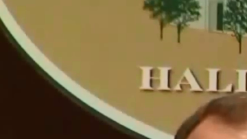 La policía no descarta encontrar otros sospechosos.