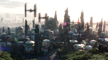 La construcción de la tierra temática de Star Wars comenzó en Disneyland en abril de 2016.
