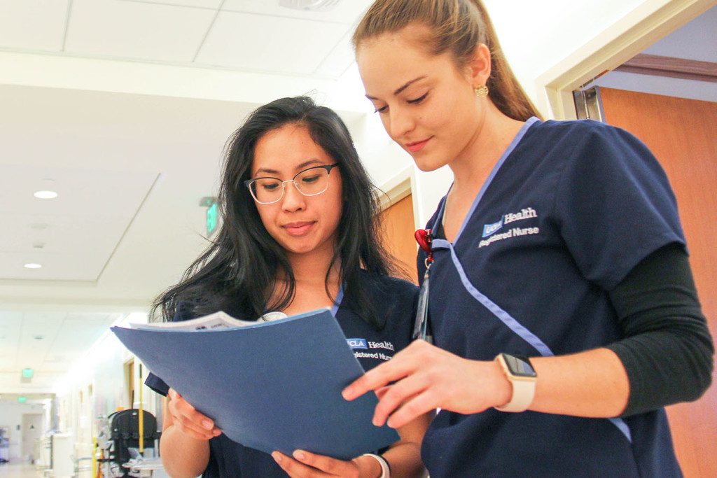 Ser enfermera viajera tiene muchas ventajas. (UCLA/health)