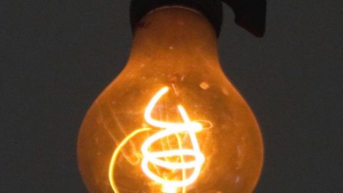 La Bombilla Centenaria ya alumbró más de un millón de horas.