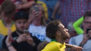 Brasil vio regresar a Neymar ante Croacia en Anfield. (Foto: EFE/EPA/PETER POWELL)