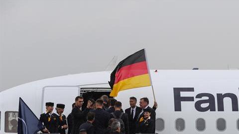 La selección de Alemania ya se encuentra en Moscú, para defender su título en la Copa del Mundo
