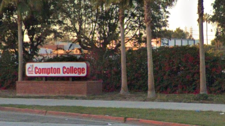 colleges near compton