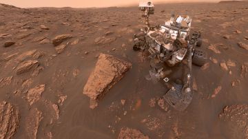 La sonda Curiosity de NASA se mantiene activo durante la tormenta de arena.