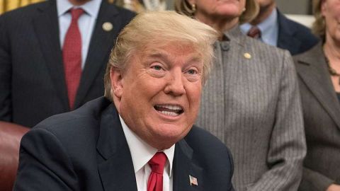 El presidente Trump se mostró sorprendido y agradecido por el gesto.