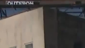 Quince residentes fueron desplazados de ocho apartamentos que sufrieron daños menores.