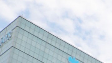 Miles celebran el solsticio de verano de 2017 en NY con prácticas de yoga.