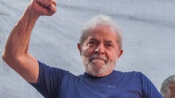 Lula da Silva, aficionado del fútbol, comentará desde prisión para la televisión de Brasil