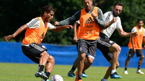 La selección mexicana tuvo su última práctica, antes de enfrentar a Dinamarca