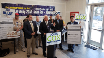 "Soy un hombre de negocios, no un político, y creo que eso es lo que necesita este estado", dice Cox.