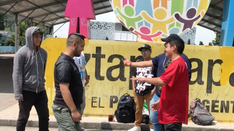 Jovenes raperos en Iztapalapa, CDMX.