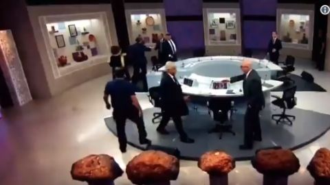 Andrés Manuel López Obrador al finalizar el debate.
