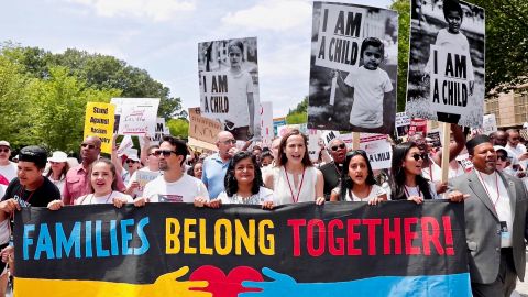 Jornada de protestas contó con la participación de Lin Manuel Miranda en Washington, DC.