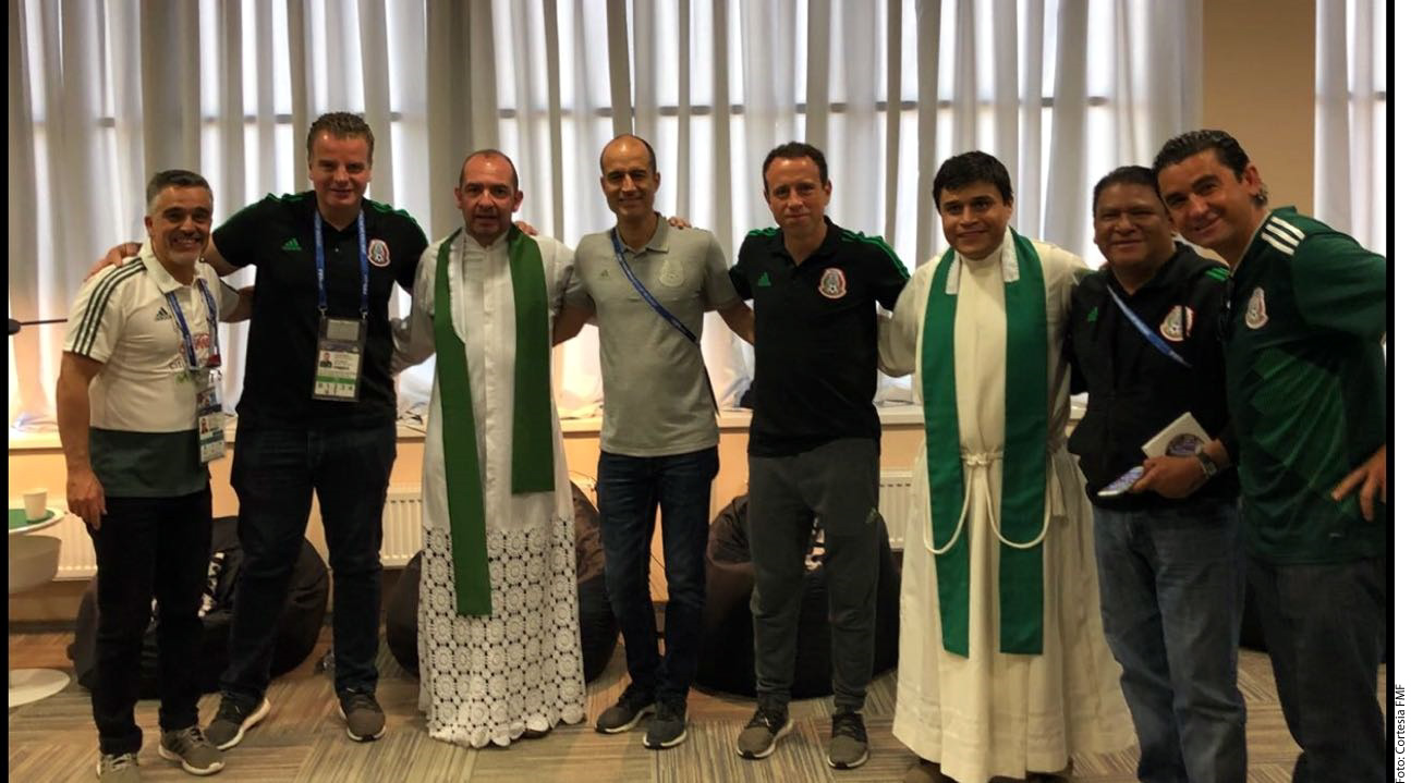 La delegación mexicana vivió una fase de reflexión en la misa que ofició el padre Alfredo Palacios