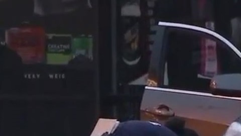 Peritos en la escena del crimen.