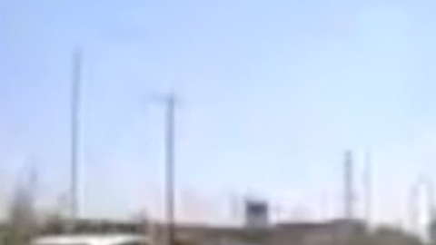 Un oficial de policía de Illinois salva a un niño que corría entre el tráfico.