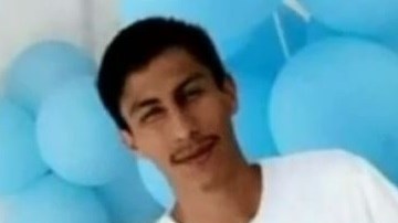 El pequeño se recupera en el hospital, gracias al joven que le salvó la vida.