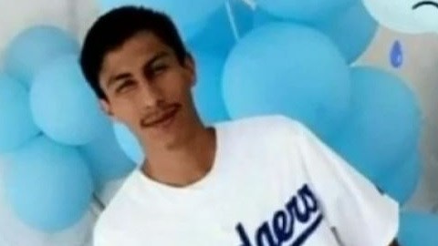 El pequeño se recupera en el hospital, gracias al joven que le salvó la vida.