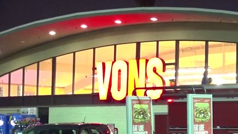 El incidente ocurrió alrededor en un Vons en la cuadra 1300 de N. Alvarado Street.