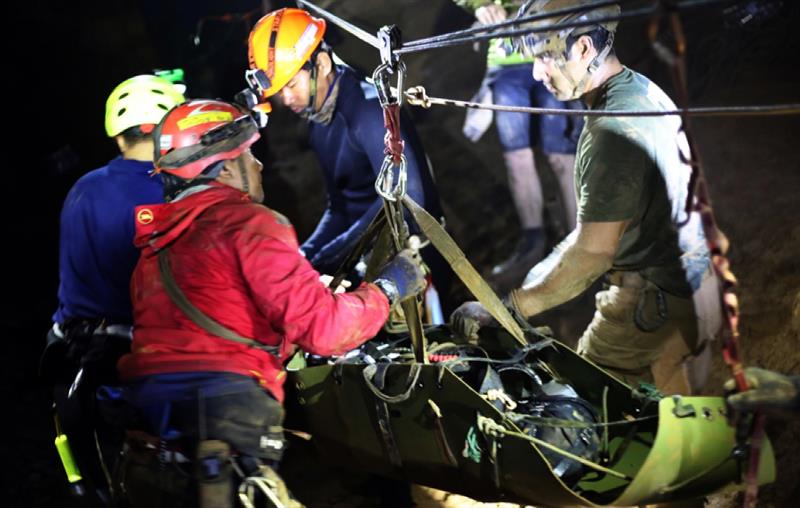 Rescatistas lograron una operación exitosa en Tailandia.