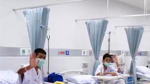 Los menores siguen su recuperación en un hospital.