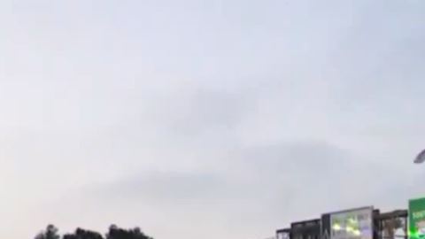 La investigación sigue en curso, pero se reporta al menos un occiso.