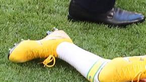 Neymar ha sido criticado por sus constantes caídas