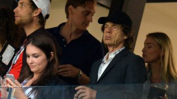 Mick Jagger asistió este miércoles al estadio Luzhniki para ver el Inglaterra vs. Croacia. Foto: EFE/EPA/PETER POWELL