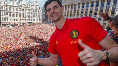 El portero de la selección belga y el Chelsea inglés Thibaut Courtois podría migrar al Real Madrid. (Foto: EFE/EPA/YVES HERMAN)