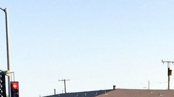 El accidente ocurrió entre Westminster Boulevard y Kerry Street.