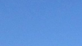 20 hombres, 7 mujeres y un niño viajaban en una precaria embarcación.