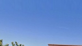 El boleto se vendió en en Ernie's Liquors.