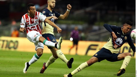 Mal debut del América en el Apertura 2018. Reforma.