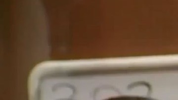 El sospechoso, Gene Evin Atkins, de 28 años (d).