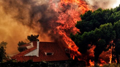 Fuertes incendios en Grecia.